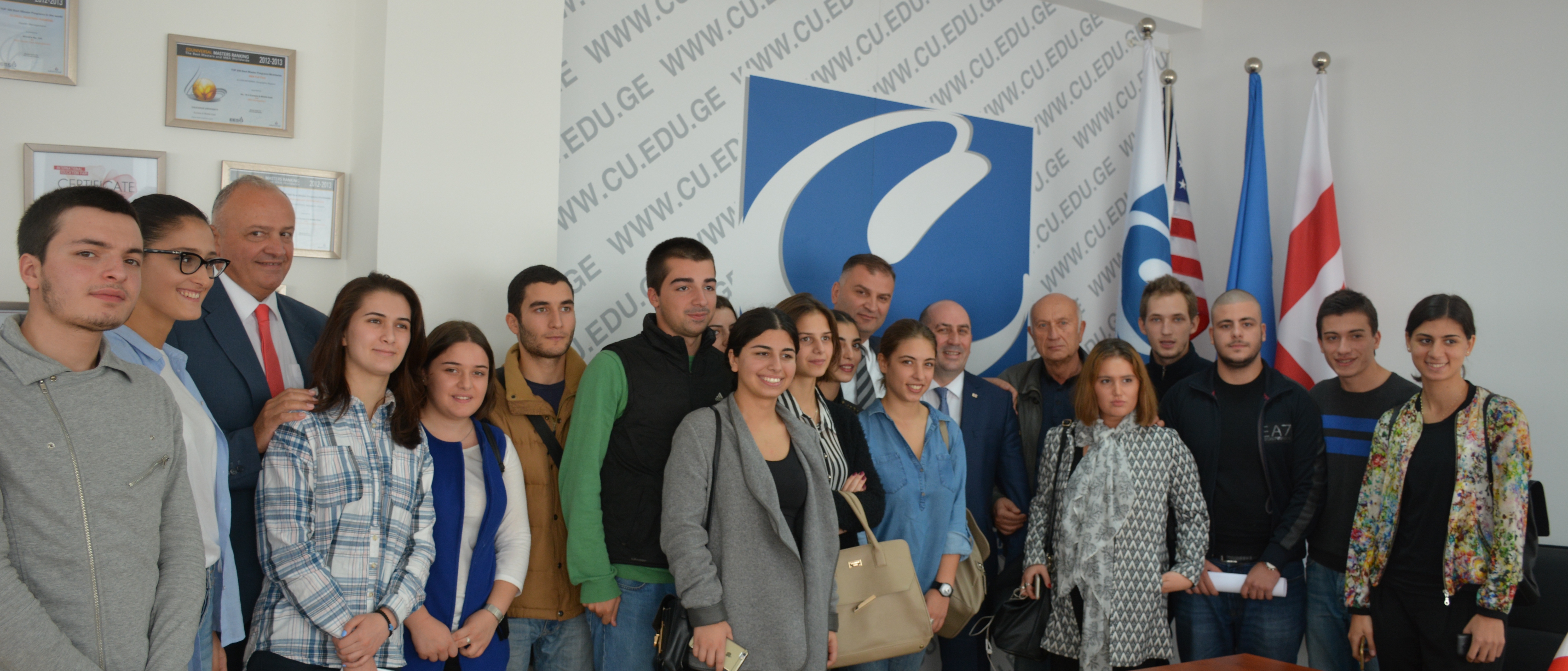დიასპორის სახელმწიფო მინისტრი სტუმრად კავკასიის უნივერსიტეტში